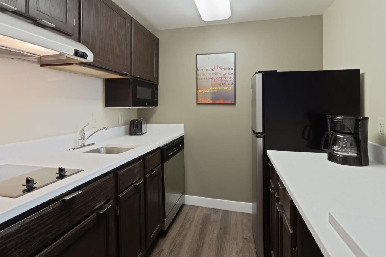 Towneplace Suites By Marriott St. Petersburg Clearwater Exterior foto